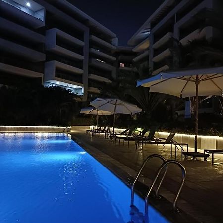 Parkside Boutique 3 Bbr Serviced Apartment - Ocean Blue - Near Airport Kairo Bagian luar foto